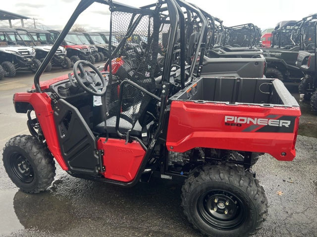 2026 Honda Pioneer 520 photo 2