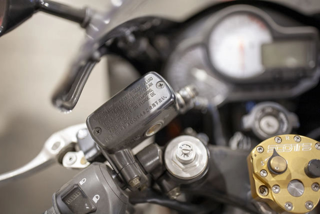 2001 Honda Superhawk photo 11