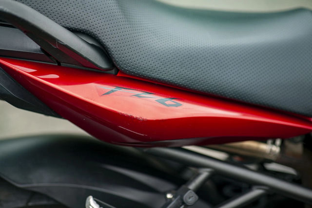 2006 Yamaha FZ 6 photo 4