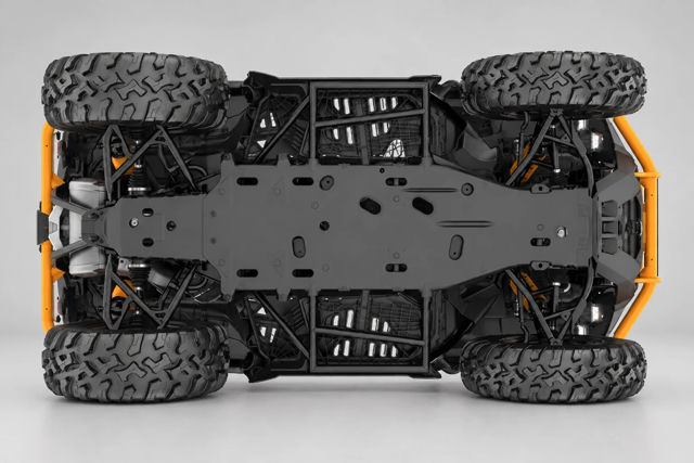 2026 Can-Am Outlander MAX XT-P 1000R with Smart-Shox and 10.25" photo 4