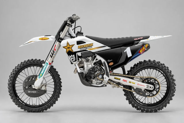 2025 Husqvarna FC 250 Factory Edition photo 3