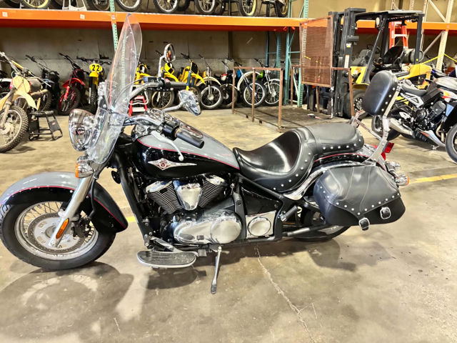2023 Kawasaki VULCAN 900 CLASSIC LT photo 1