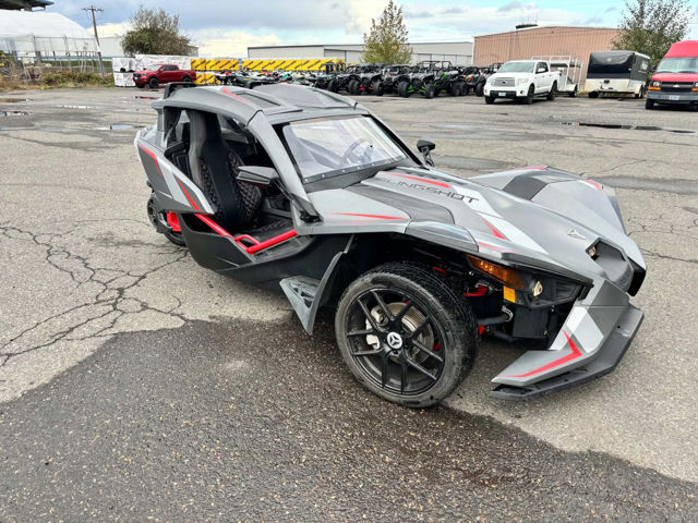 2018 Polaris Slingshot SL photo 2