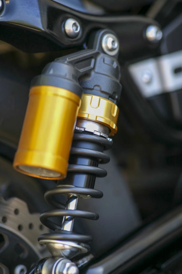2023 Yamaha Bolt R-Spec photo 2