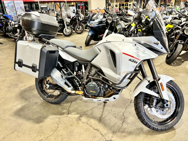 2015 KTM 1290 Super Adventure R photo 3