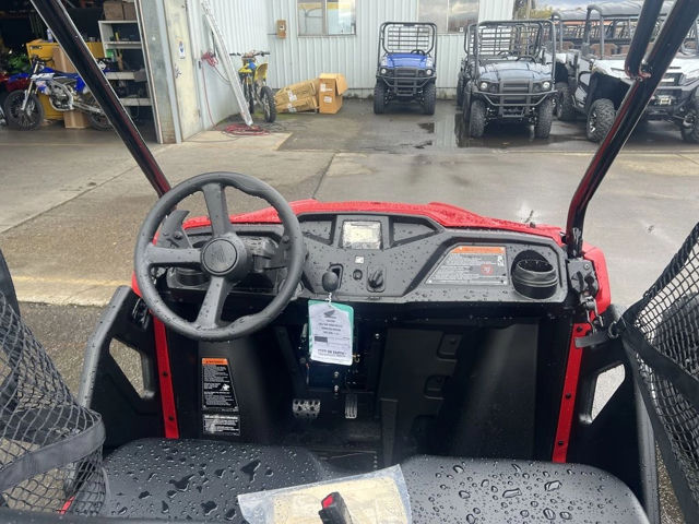 2026 Honda Pioneer 520 photo 5