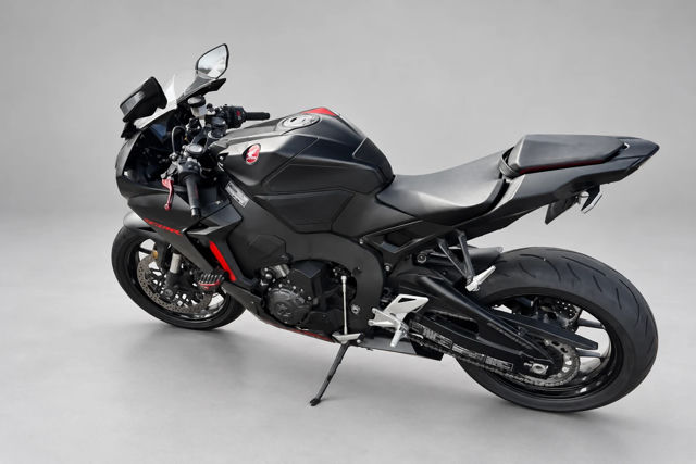 2018 Honda CBR1000RR photo 3