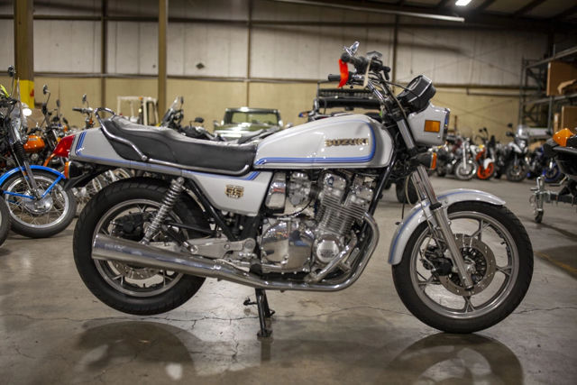 1981 Suzuki GS1100 photo 17