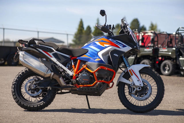 2022 KTM 1290 Super Adventure R photo 10