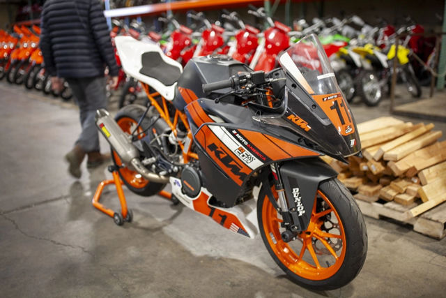 2015 KTM RC 390 Cup Race photo 6