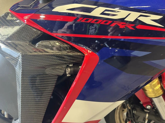 2022 Honda CBR1000RR photo 6
