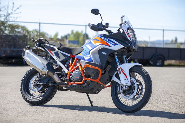 2022 KTM 1290 Super Adventure R photo 12