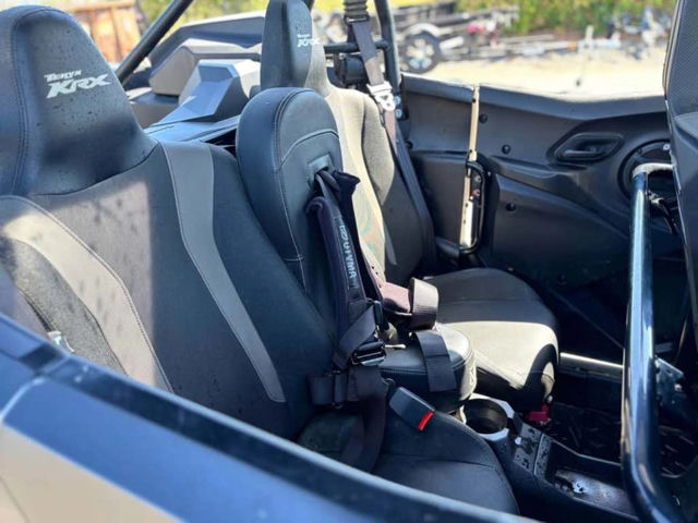 2025 Kawasaki Teryx® KRX4™ 1000 Blackout Edition photo 4