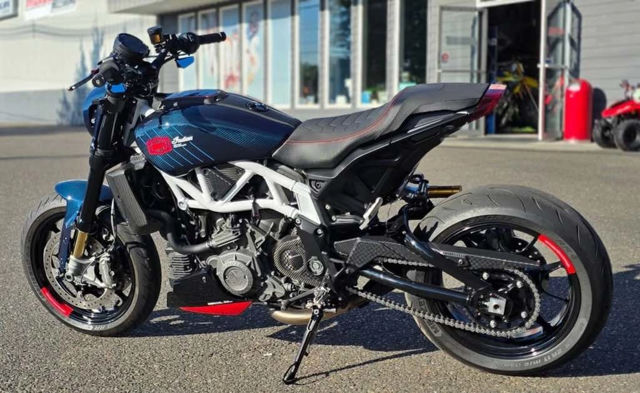 2024 Indian Motorcycle Motorcycle® FTR x 100% R Carbon Blue Candy Carbon photo 6