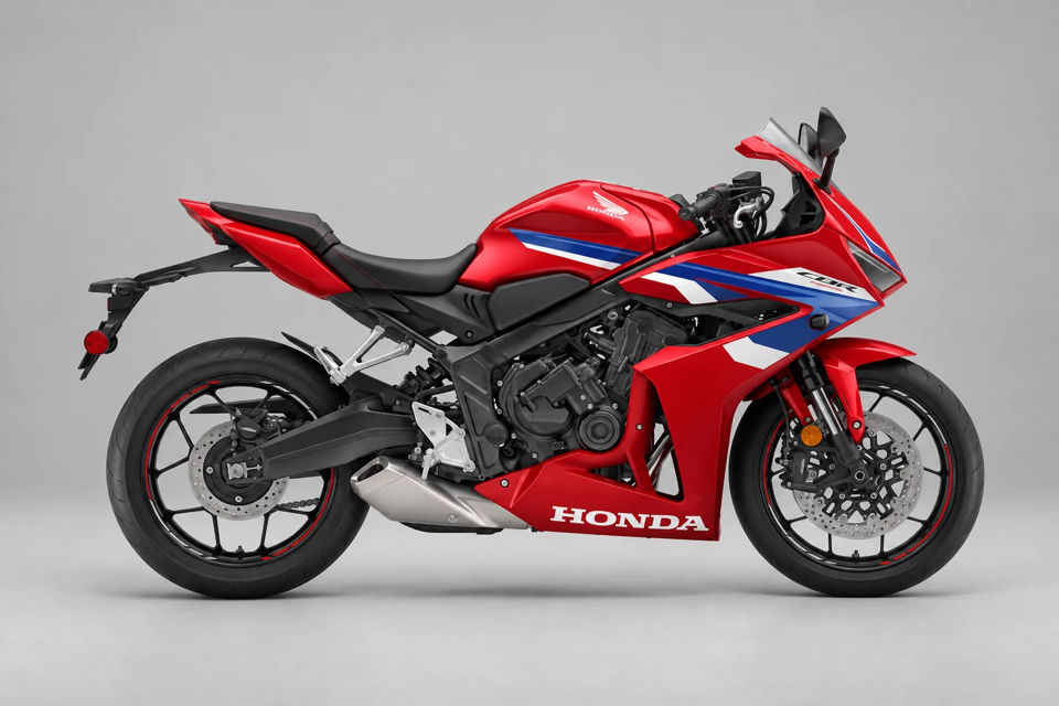 2026 Honda CBR650R E-Clutch photo 1