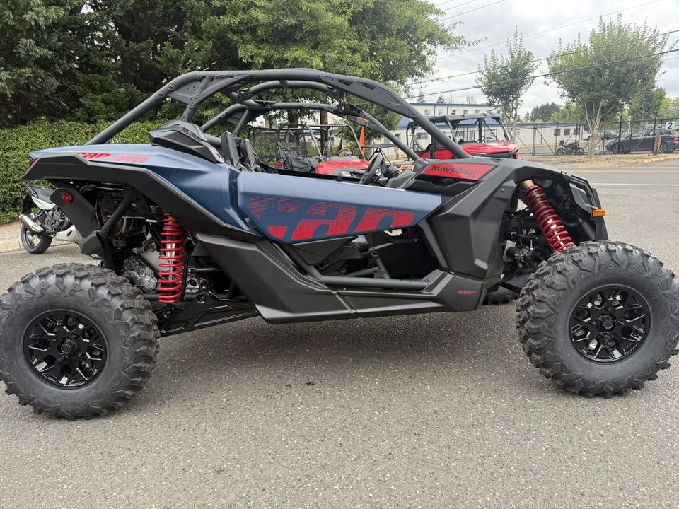 2026 Can-Am Maverick X3 RS 72" TURBO photo 2