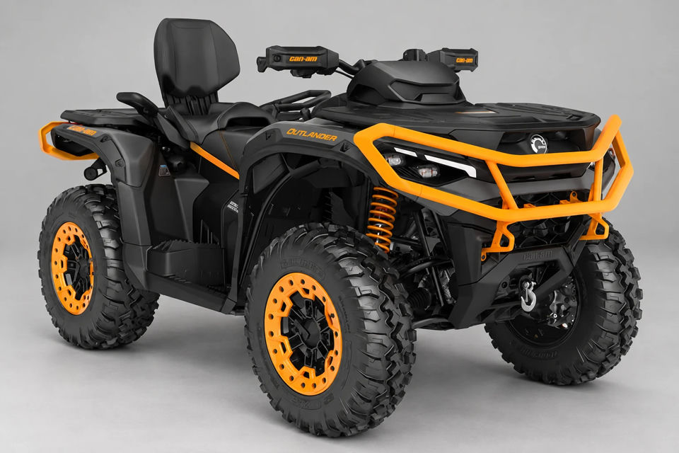2026 Can-Am Outlander MAX XT-P 1000R with Smart-Shox and 10.25" photo 1