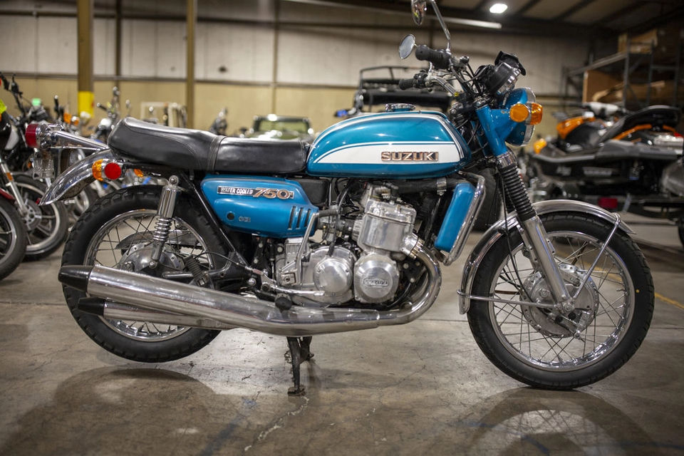 1972 Suzuki GT750 photo 14