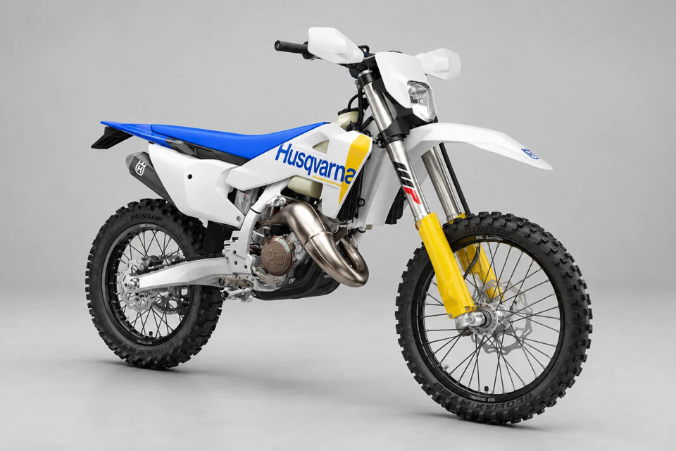 2027 Husqvarna TE 150 photo 1