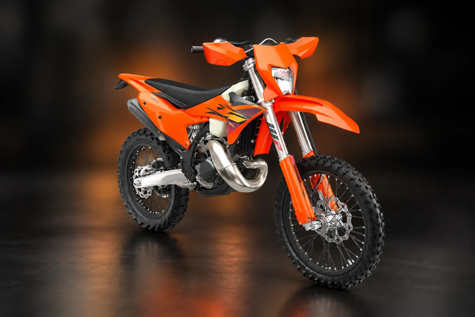 2026 KTM 150 XC-W photo 3