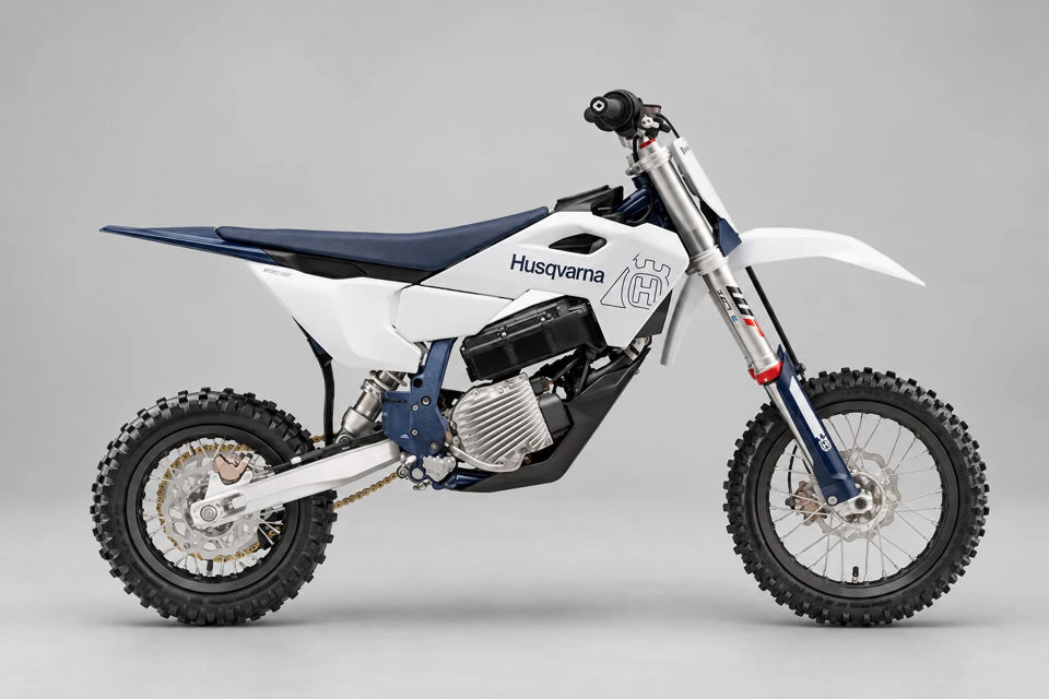2027 Husqvarna EE5 photo 1