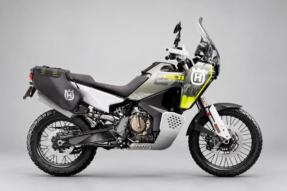 2027 Husqvarna Norden 901 Expedition photo 1