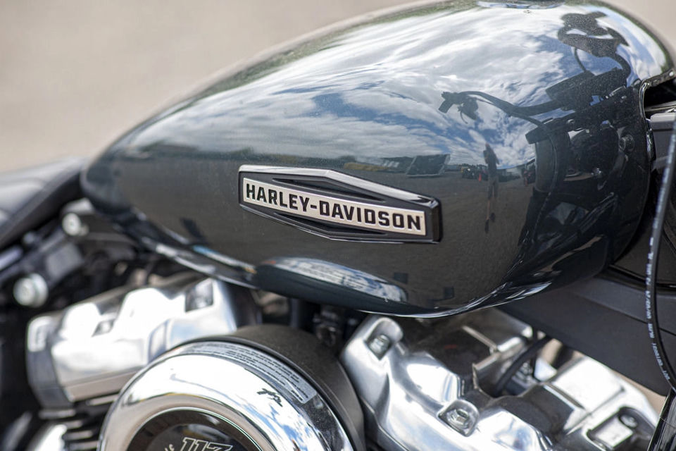 2025 Harley-Davidson FXBB - Street Bob® photo 4