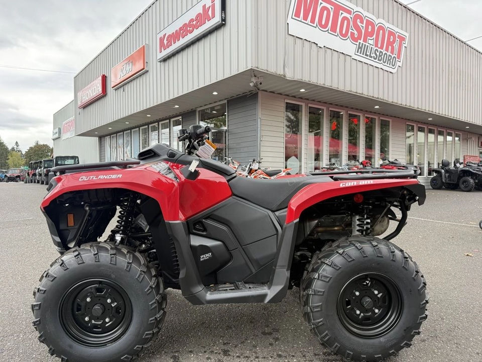 2026 Can-Am Outlander DPS 700 photo 1