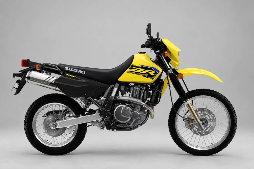 2027 Suzuki DR650S photo 1