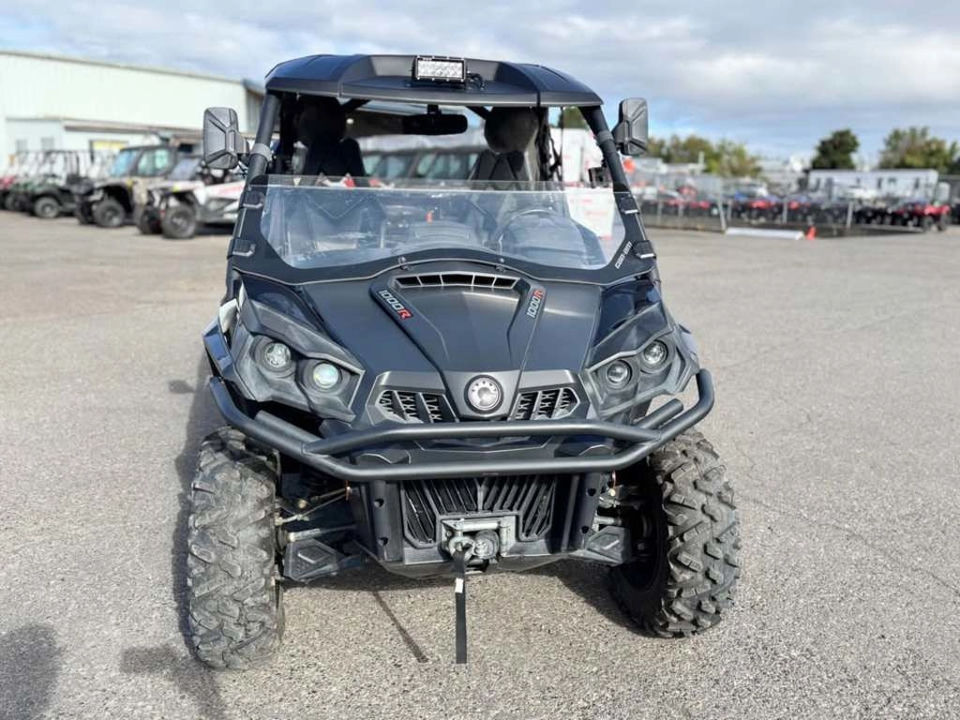 2018 Can-Am Commander™ LIMITED 1000R photo 3