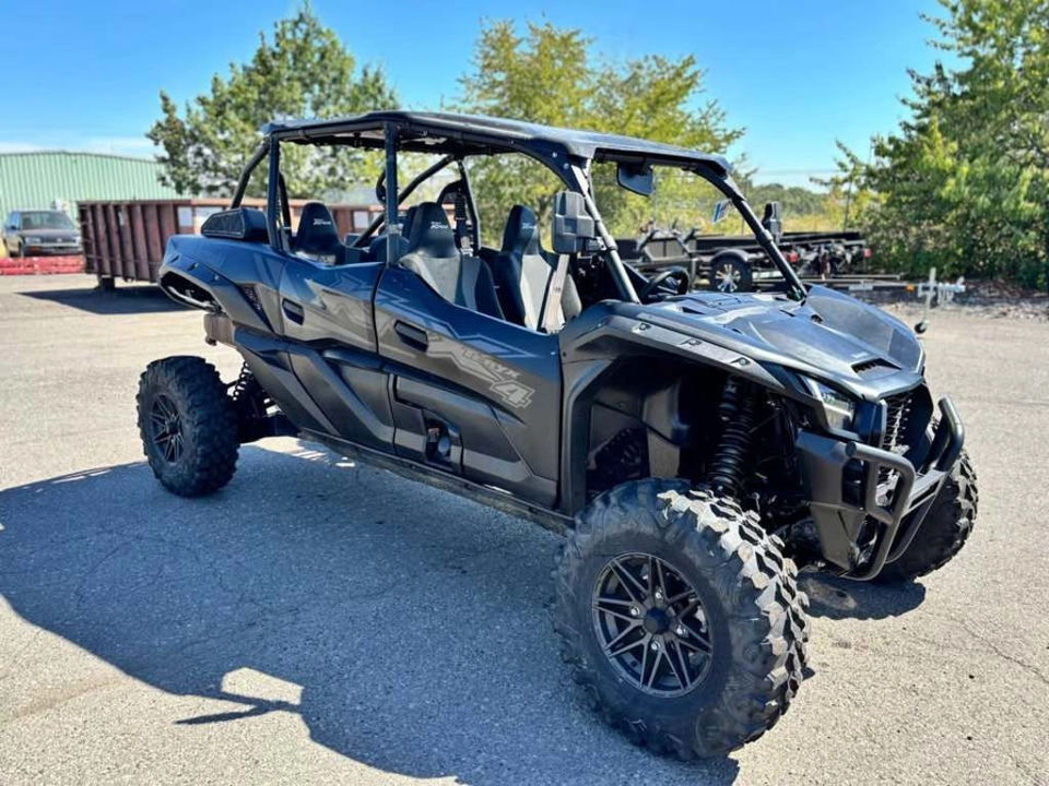 2025 Kawasaki Teryx® KRX4™ 1000 Blackout Edition photo 1