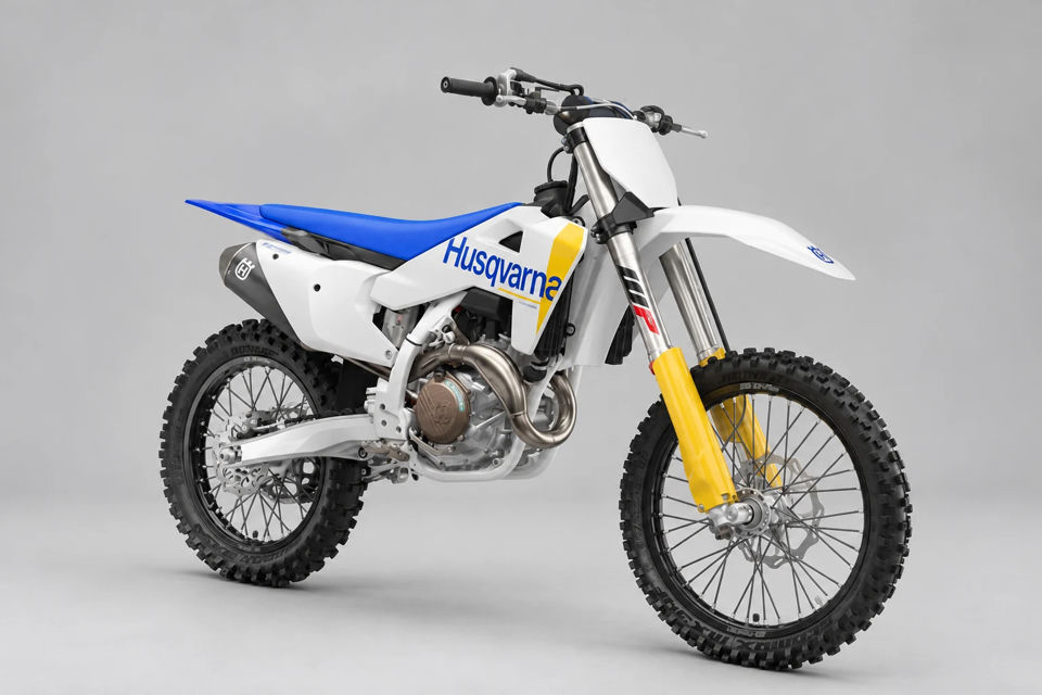 2027 Husqvarna FC 450 photo 1