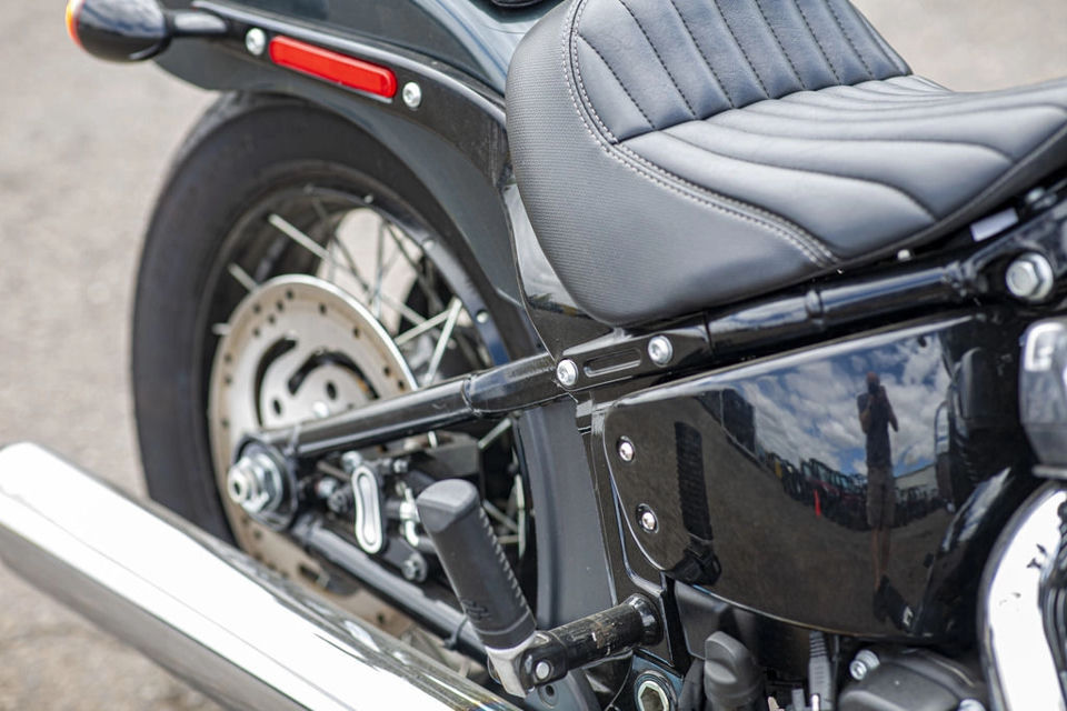 2025 Harley-Davidson FXBB - Street Bob® photo 12