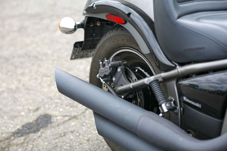 2024 Kawasaki Vulcan® 900 Classic Custom photo 5