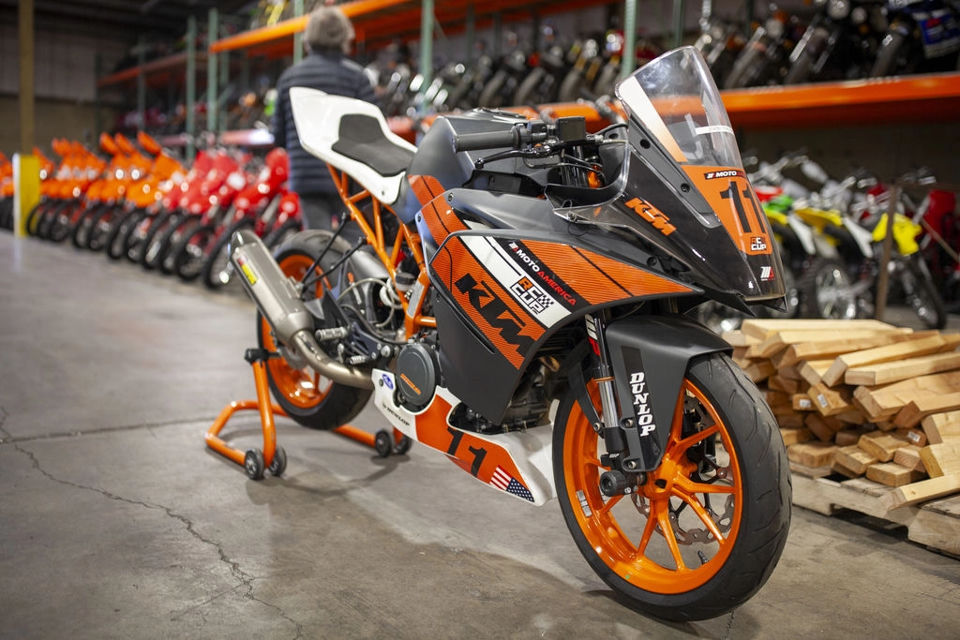 2015 KTM RC 390 Cup Race photo 9