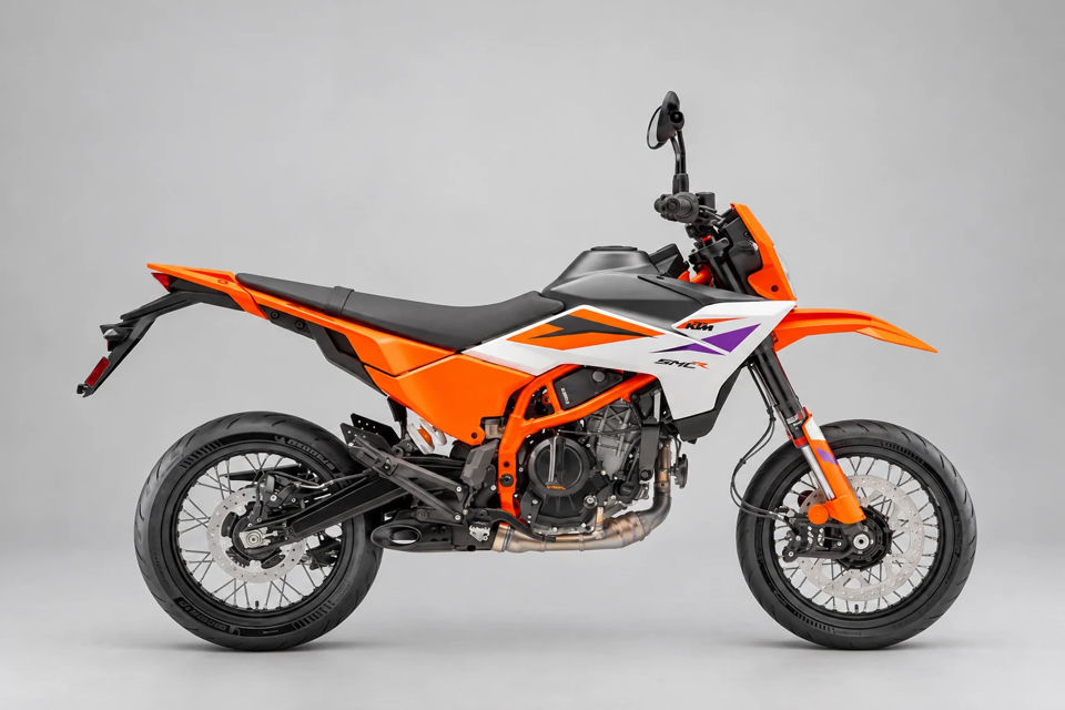 2025 KTM 390 SMC R photo 1