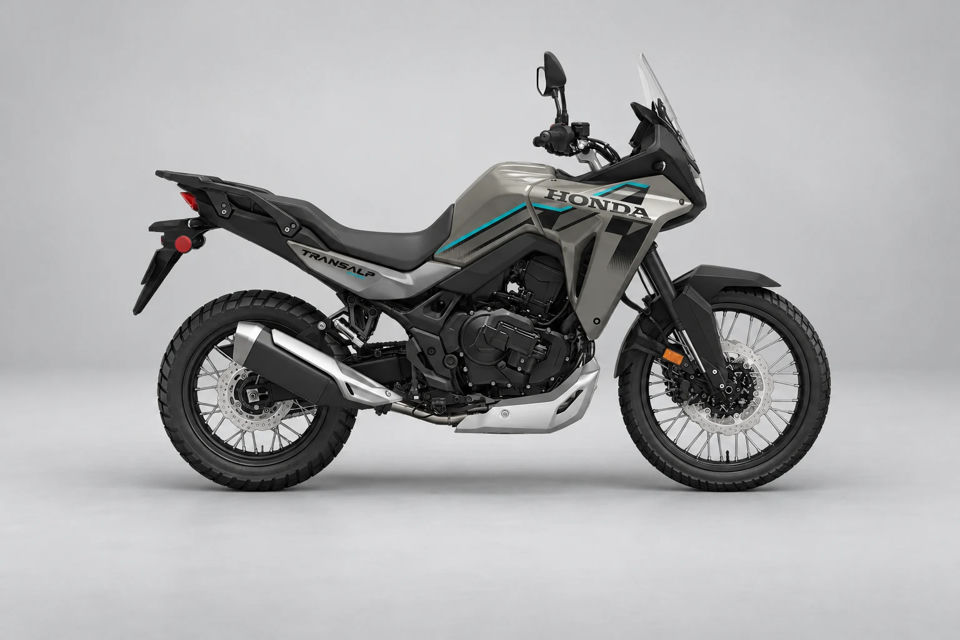 2026 Honda Transalp E-Clutch photo 1