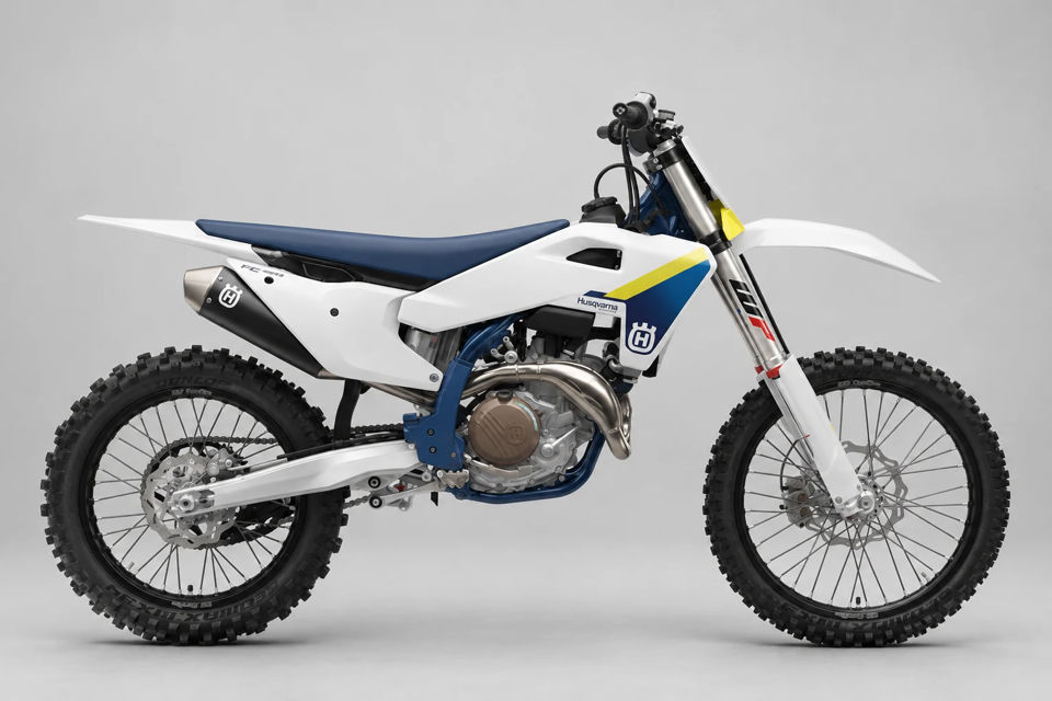2025 Husqvarna FC 450 photo 1