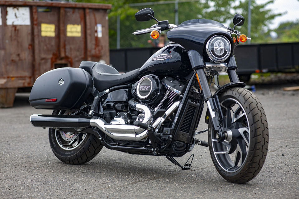 2020 Harley-Davidson FLSB - Softail® Sport Glide® photo 3