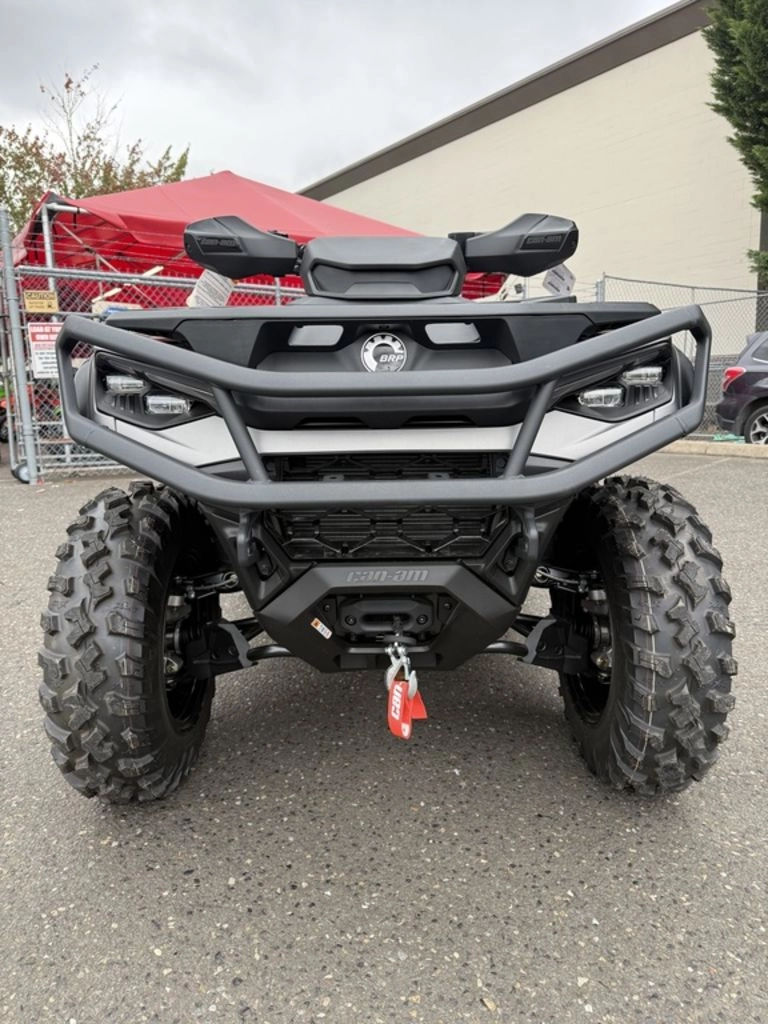 2026 Can-Am Outlander MAX XT 1000R photo 3