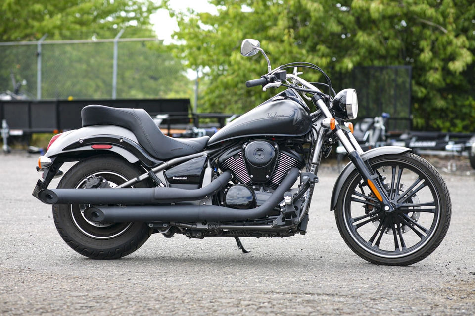 2024 Kawasaki Vulcan® 900 Classic Custom photo 1