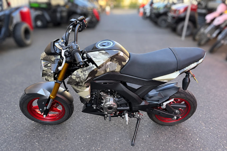 2025 Kawasaki Z125 PRO photo 1
