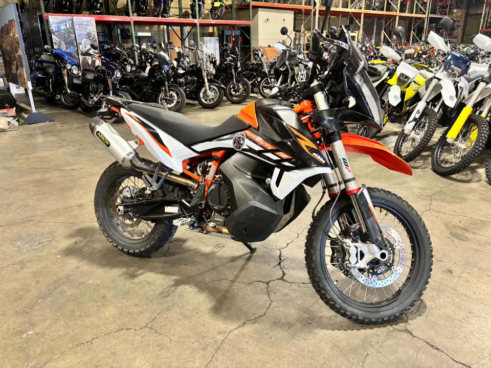 2022 KTM 890 ADVENTURE R photo 4
